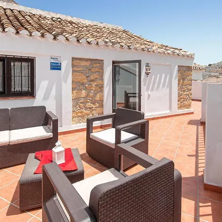 Amazing In Monterio With Kitchenette Montefrío